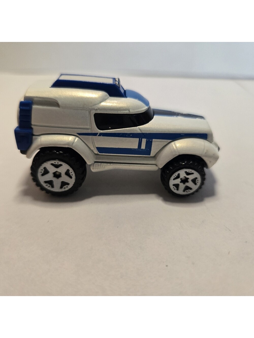 Star Wars 501st Clone Trooper 1/64 Hot Wheels Die Cast Character Car 2014